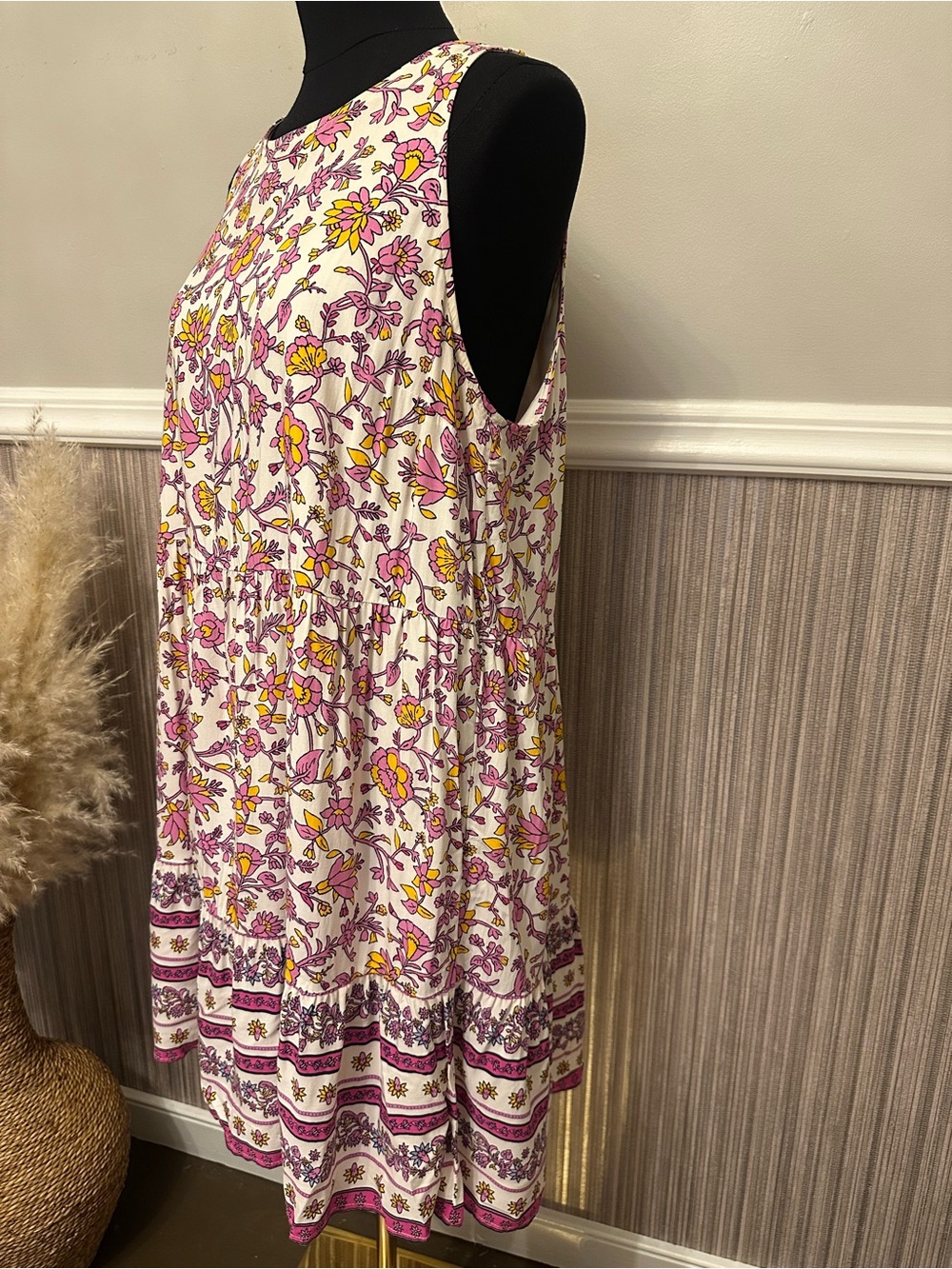 Old Navy Floral Sleeveless Tiered Midi Dress Pink Yellow Boho Size Large - Picture 3 of 10